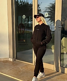 KAPÜŞONLU EŞOFMAN TAKIMI